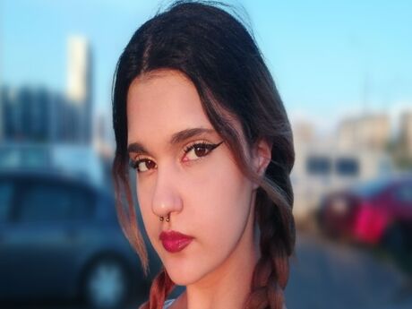 Chat with IvelisseConsuelo
