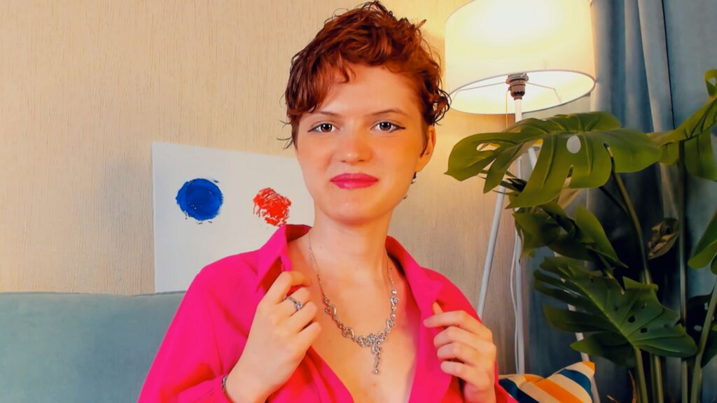 FlairCatlow live cam model at LiveJasmin