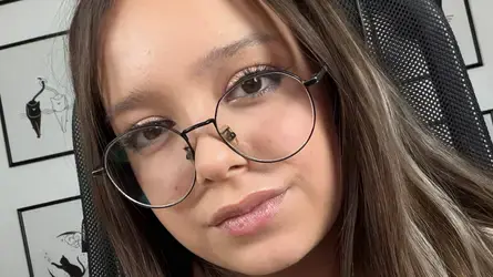 EvangelinaGrace's chat room