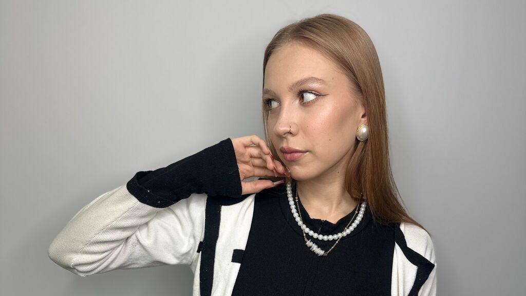 MariamGerald online on GirlsOfJasmin