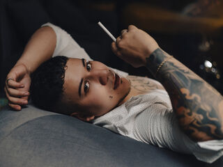 live voyeur DamianBlackwel