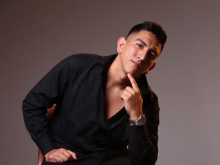 Live Adult Cams NoahSantana