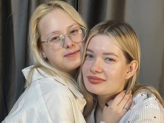 MeghanAndArdith Free live cam sessions