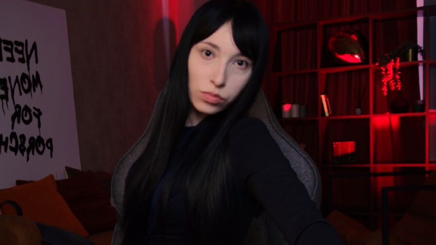 Watch SeraphineSparda live on Viva LiveCam🔔