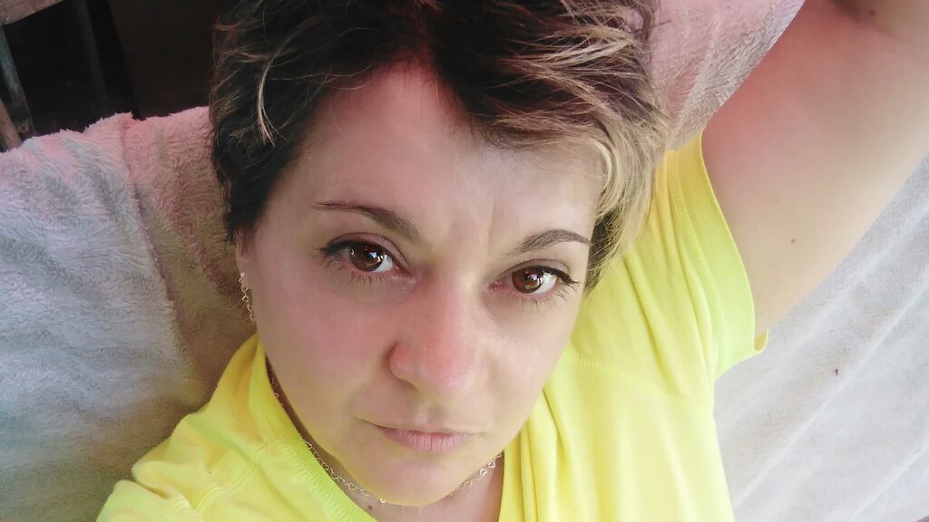 MelissandeMiller online on GirlsOfJasmin