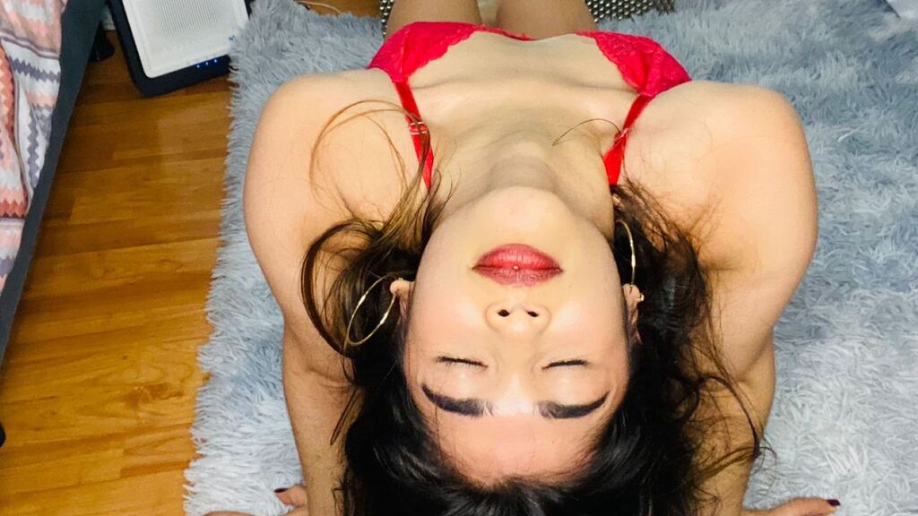 TasnimJones live cam model at LiveJasmin