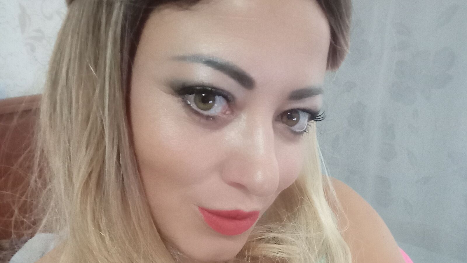 LionessoneForu erotic portrait