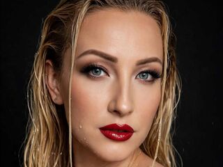 SimoneLure live on LiveJasmin