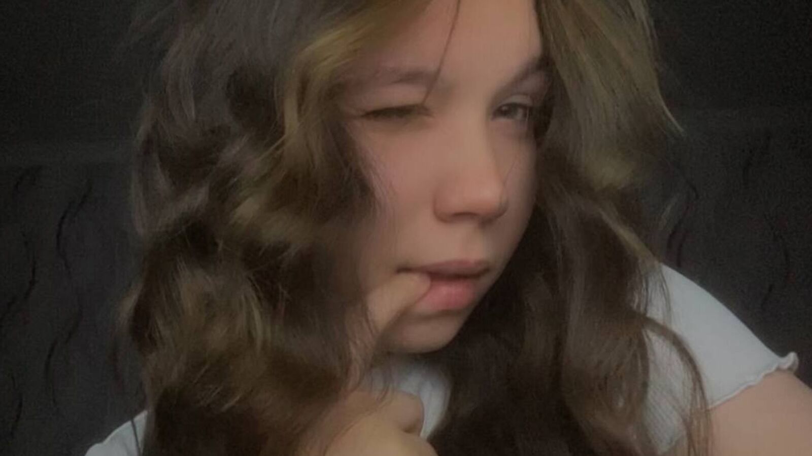 LylaPikey erotic portrait