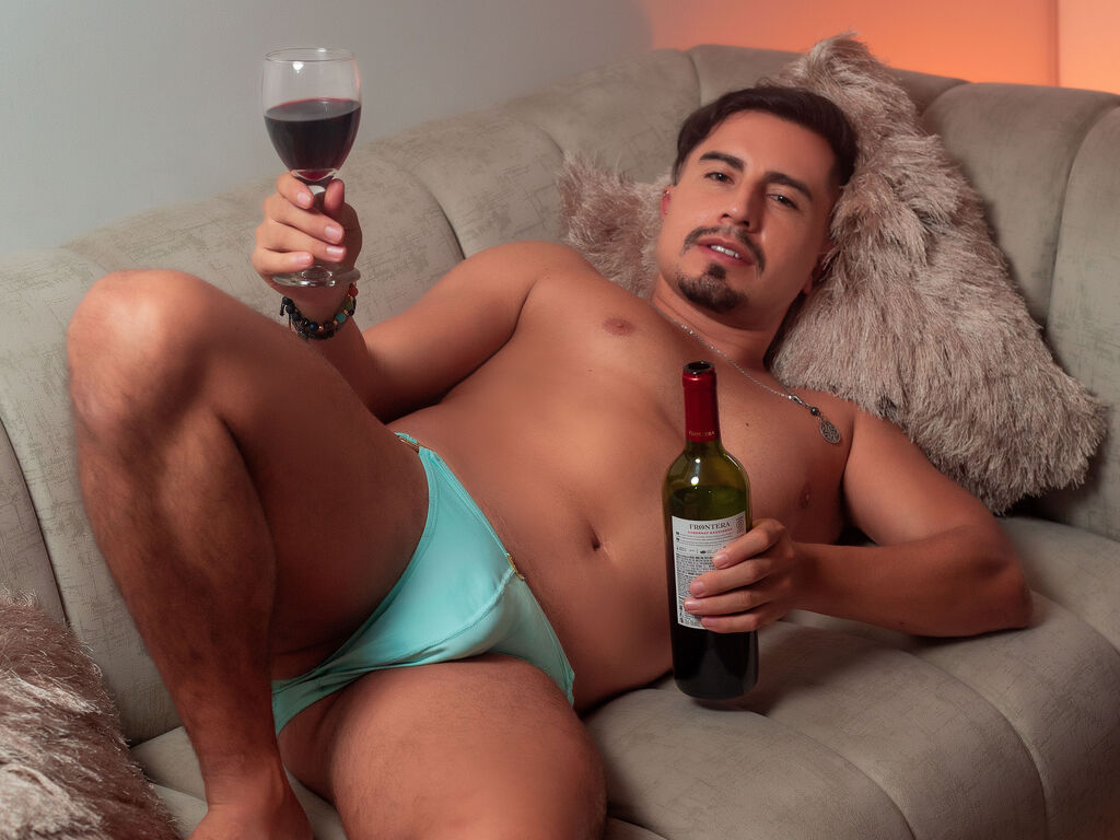 PeterGrannt LiveJasmin guy private chat image