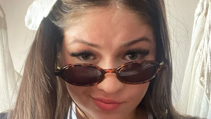 MiaCelezte webcam show