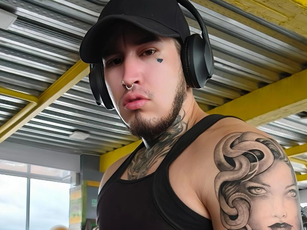 AndrewTedd guy cam profile