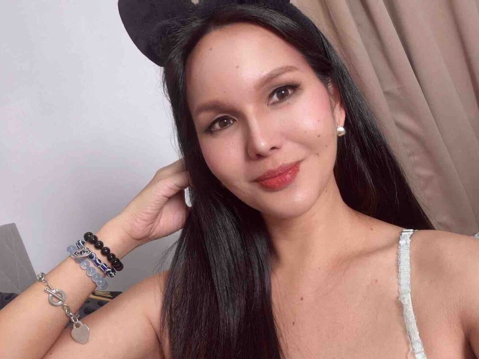 Live cam for FelictyStar