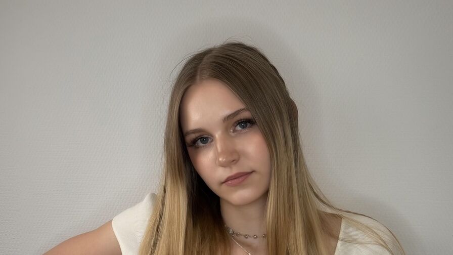 Live Anal Pantyhose Chat with CandiMalott