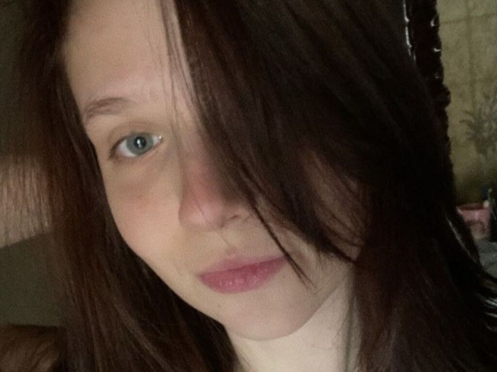 LaurelOberson cam profile preview image