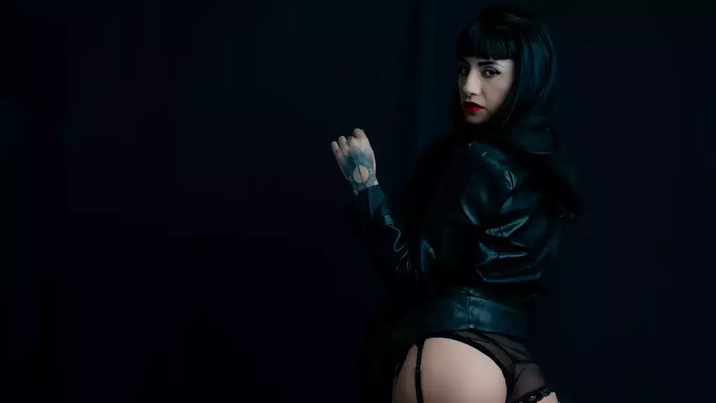 Show privé avec NinaBond