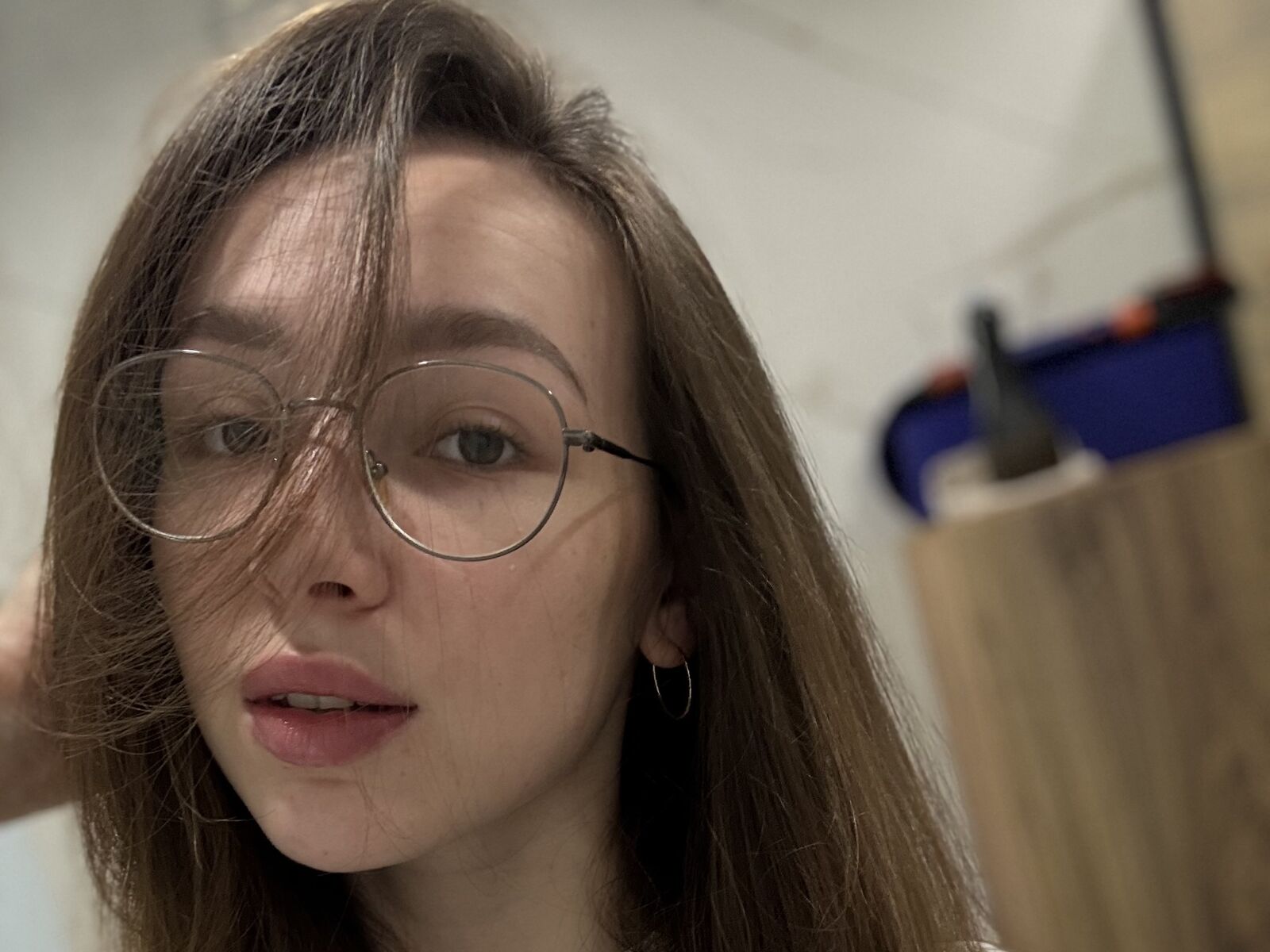 Live cam for EmilySimon