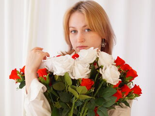 Live Cam Model LeilaDenner