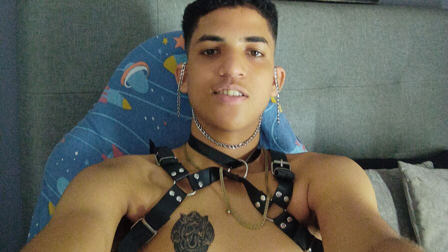 Start Anal Finger LukassCaballero