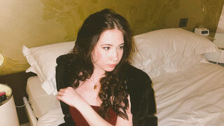 PrettyRaphaella's LiveJasmin show and profile