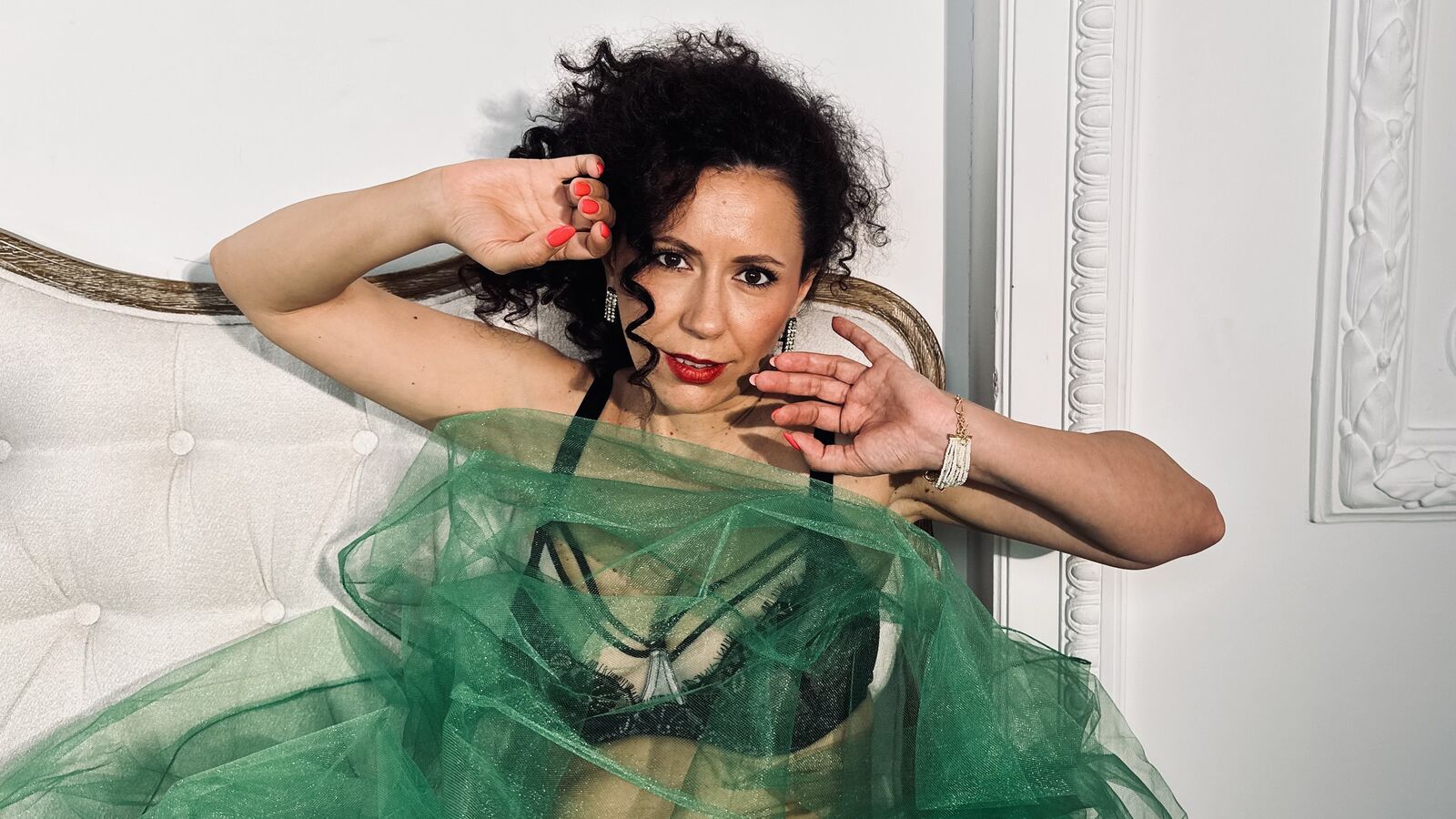 BettiAdamson erotic portrait
