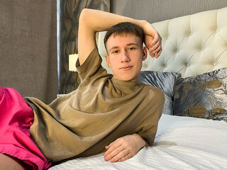 free sex chat room MarkusWhite