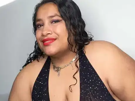 Chat with BellaYouns