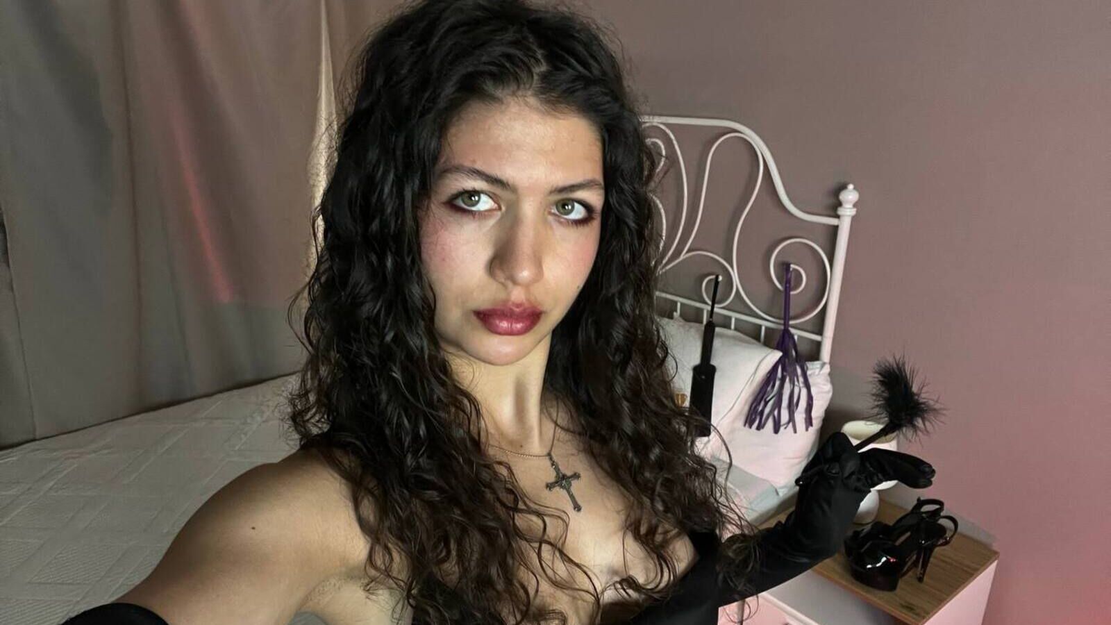 PalmerNoel erotic portrait