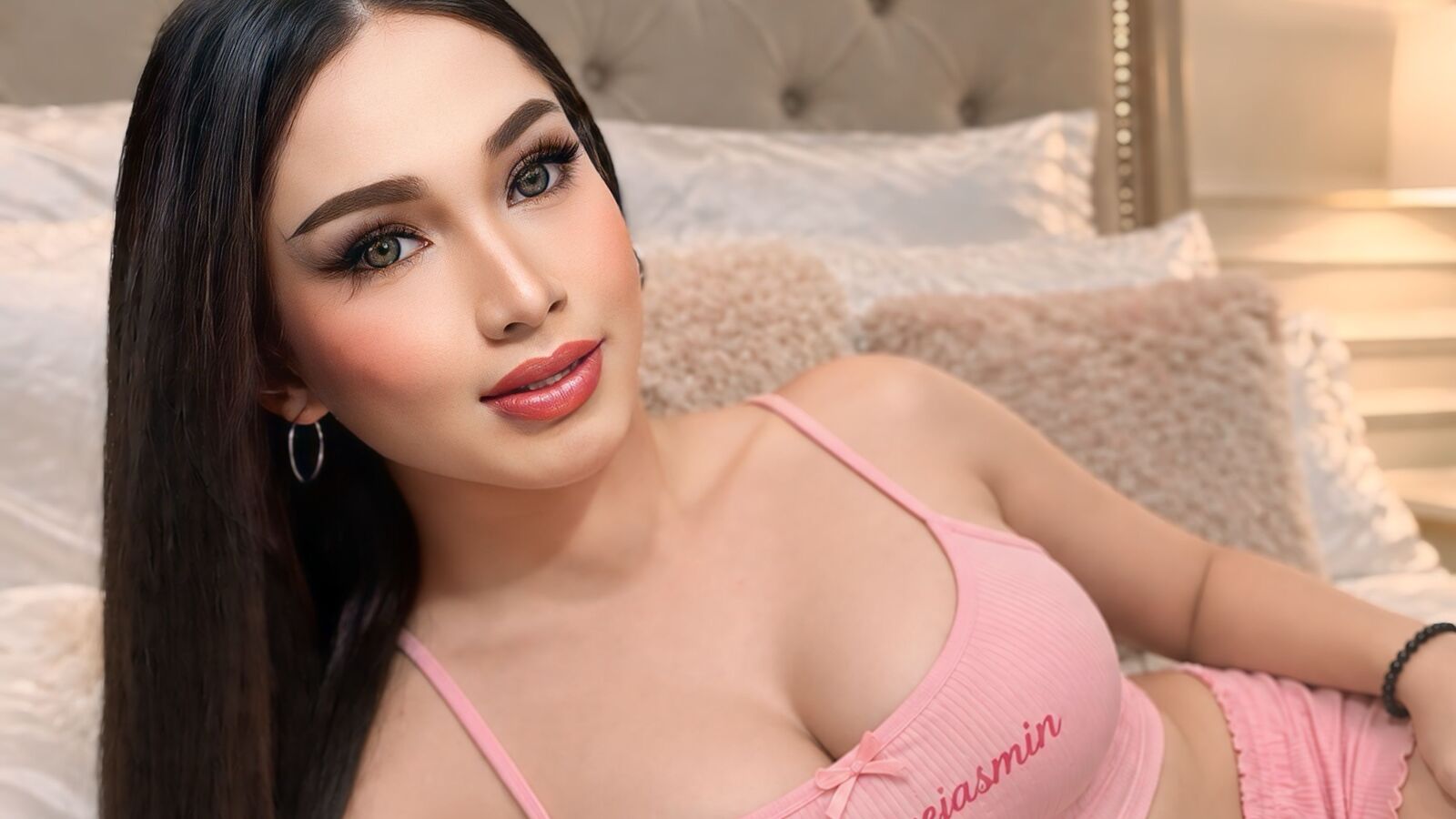 AbbySamson glamour portrait