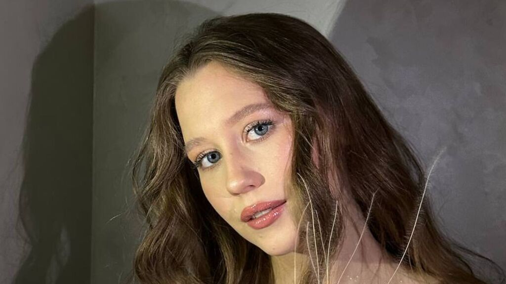 WinonaManon's profile from Jasmin at GirlsOfJasmin'