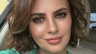AnishaBee Live Webcam on LiveJasmin