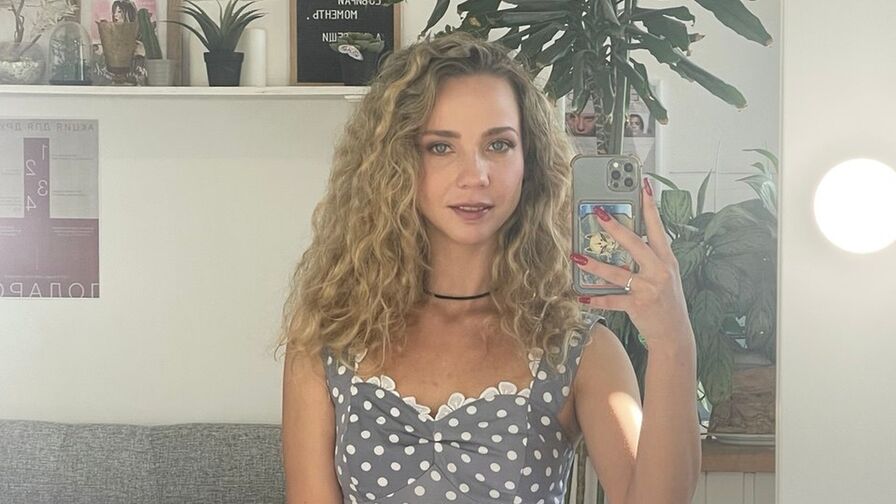 ArielCarson