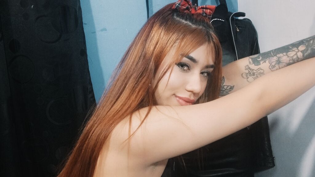 CamiColman live cam model at LiveJasmin