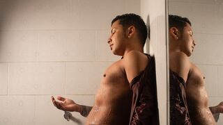 LarryHussein Live Webcam on LiveJasmin