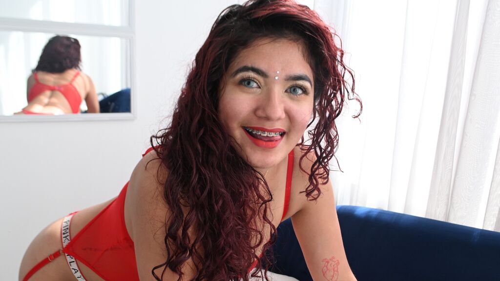 Sex chat gratuit in direct cu ShannelWalker pe LiveJasmin