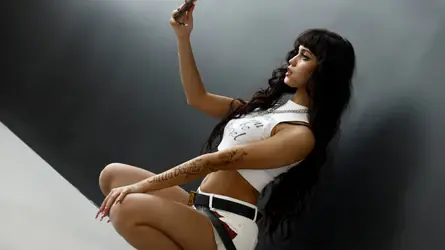 TiffanyYounge's chat room