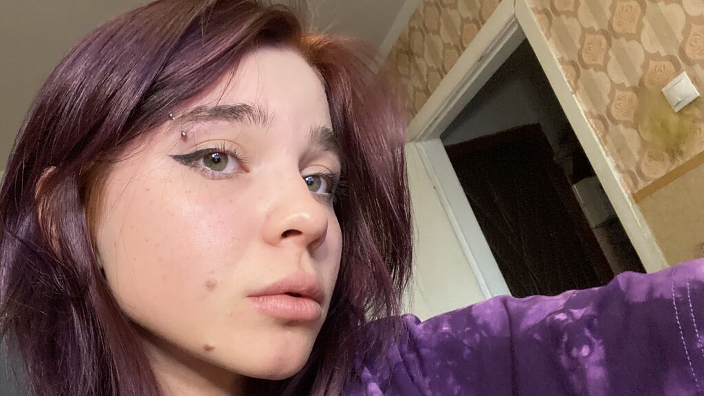 ChloeAston's profile from Jasmin at GirlsOfJasmin'