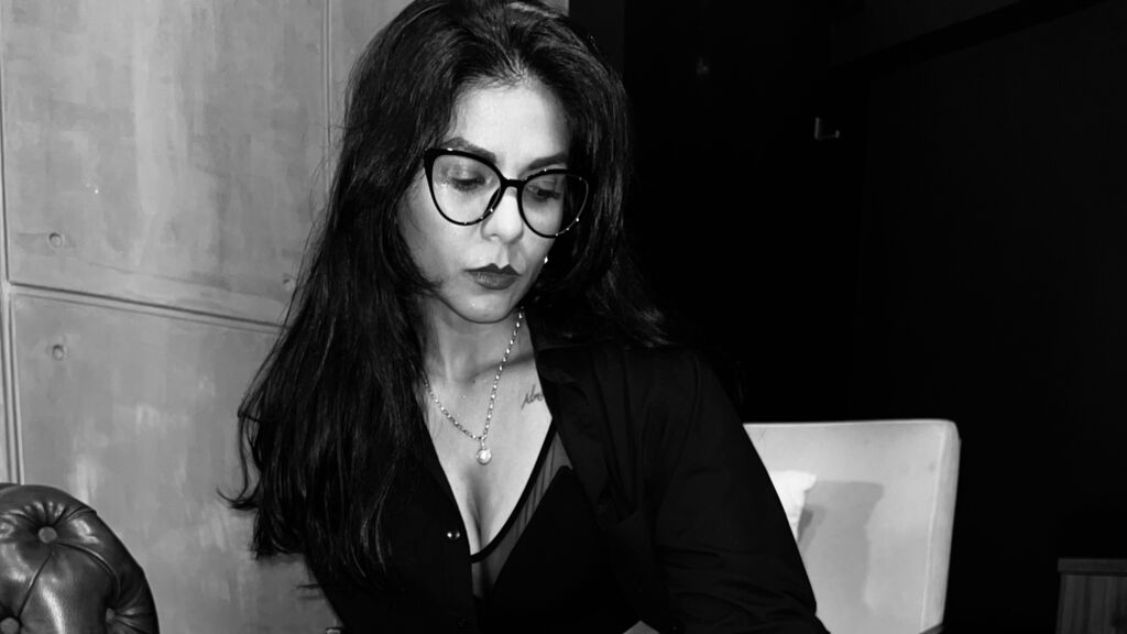 OliviaLezama cover