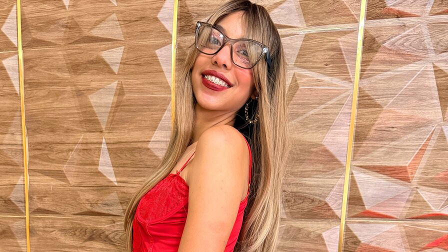 Rhita live cam model