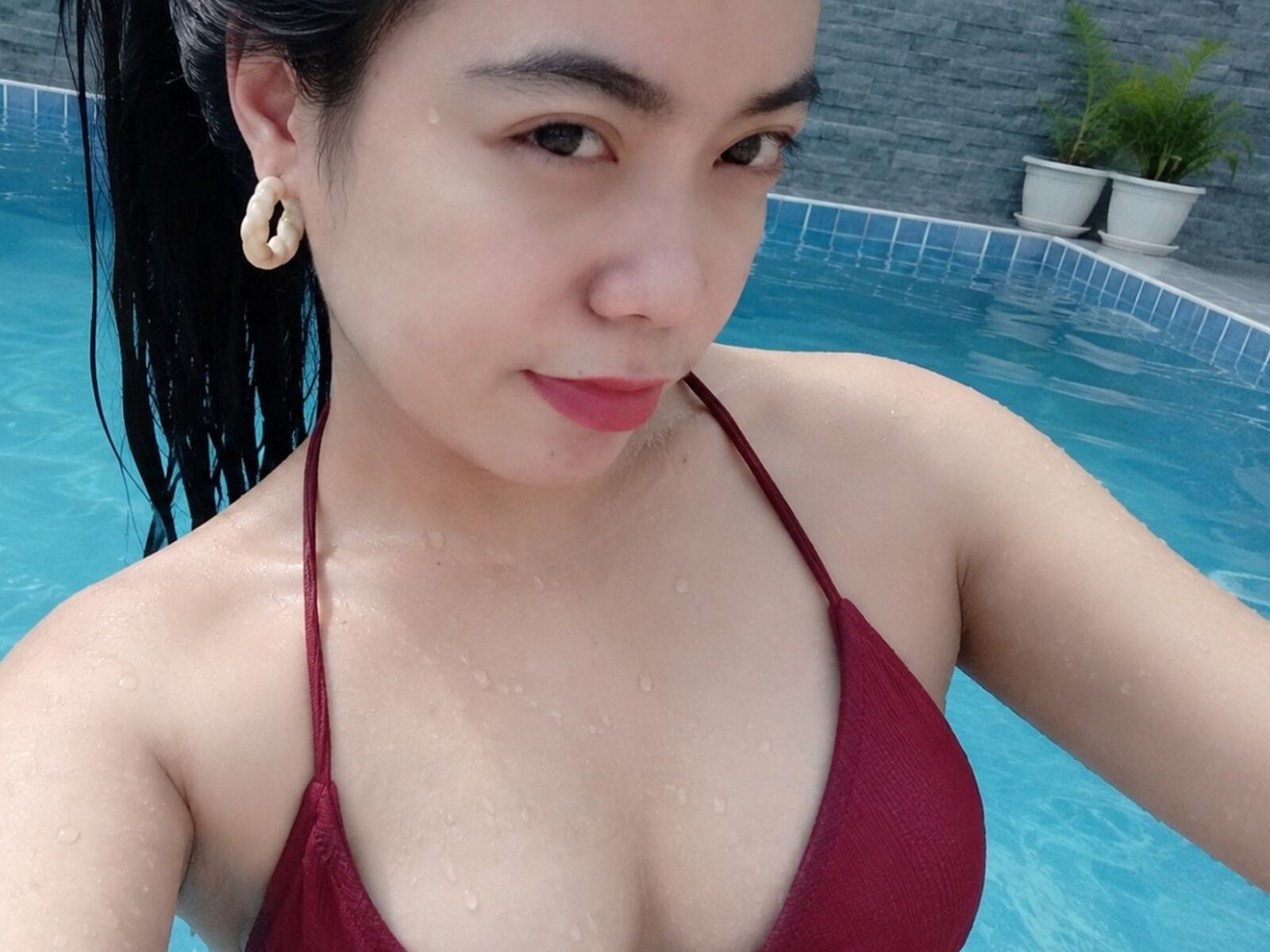Live cam for ElodieAtos