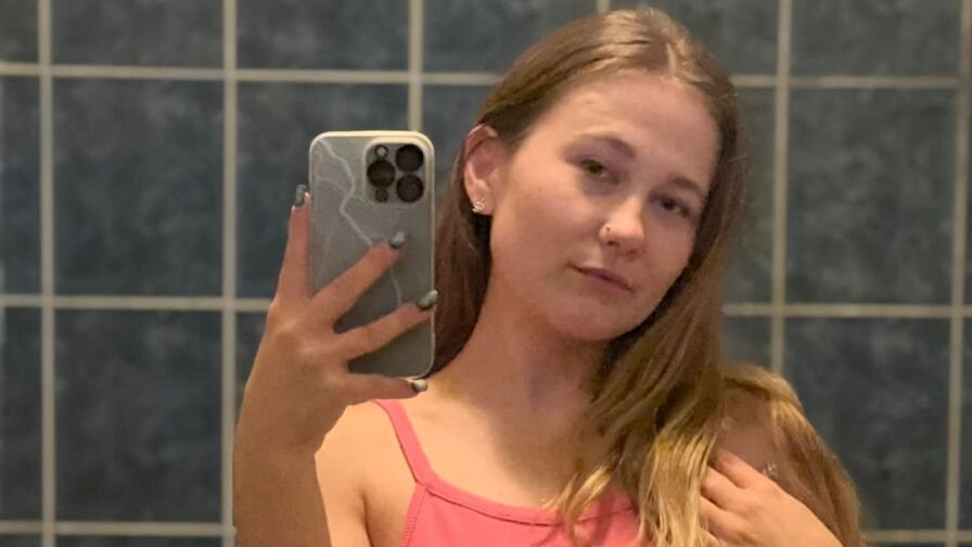 Start Anal Finger GlossyMonica