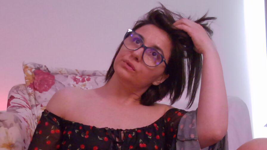 SophieLou Porn Vip Show
