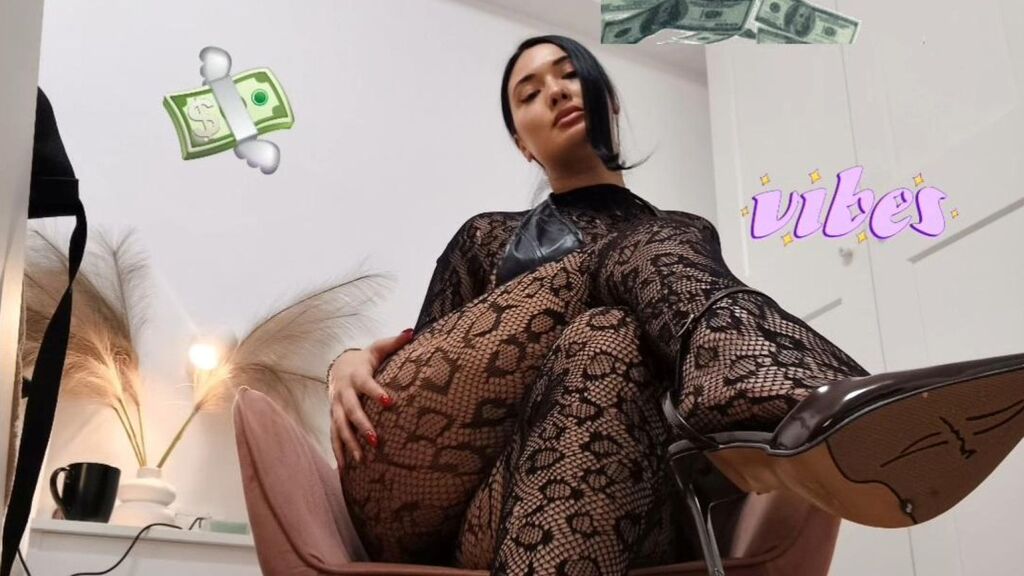 Sex chat gratuit in direct cu EvelinBlack pe LiveJasmin
