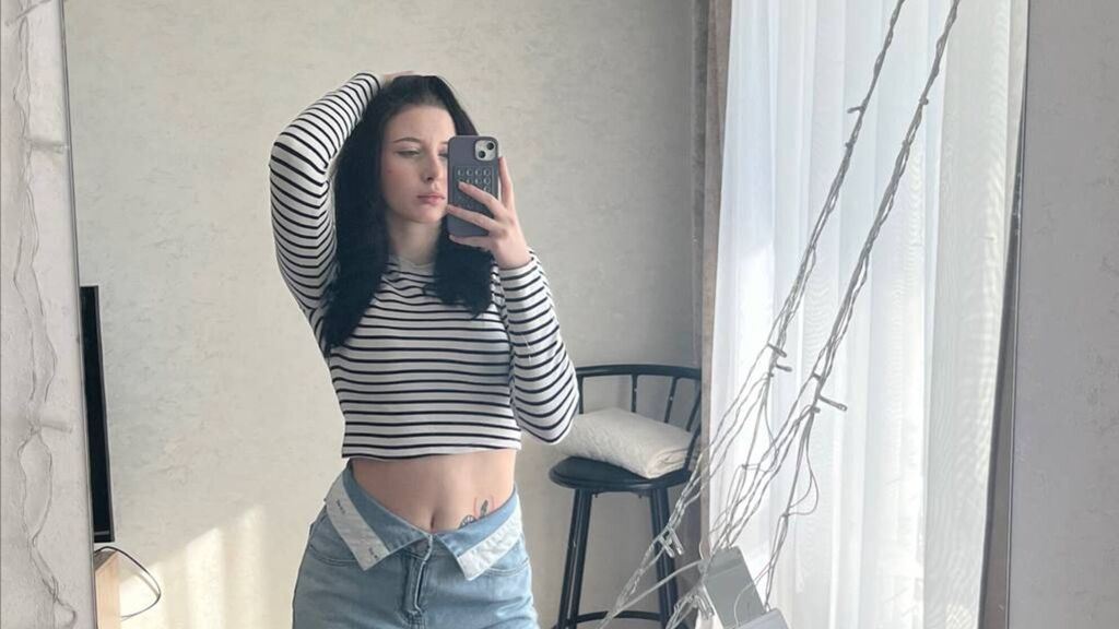 LeoriCorde online cam on GirlsOfJasmin