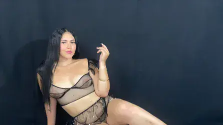 SofiaStrong's chat room