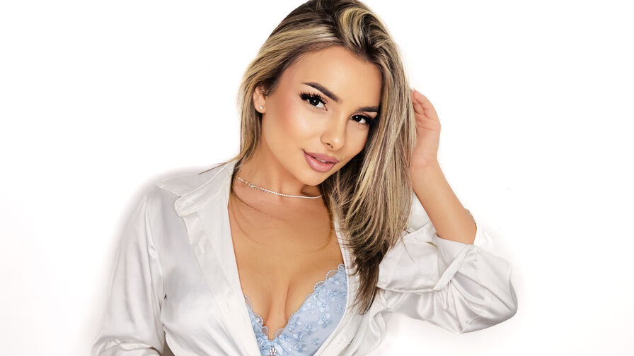 SaraJonnes's Live Nude Chat