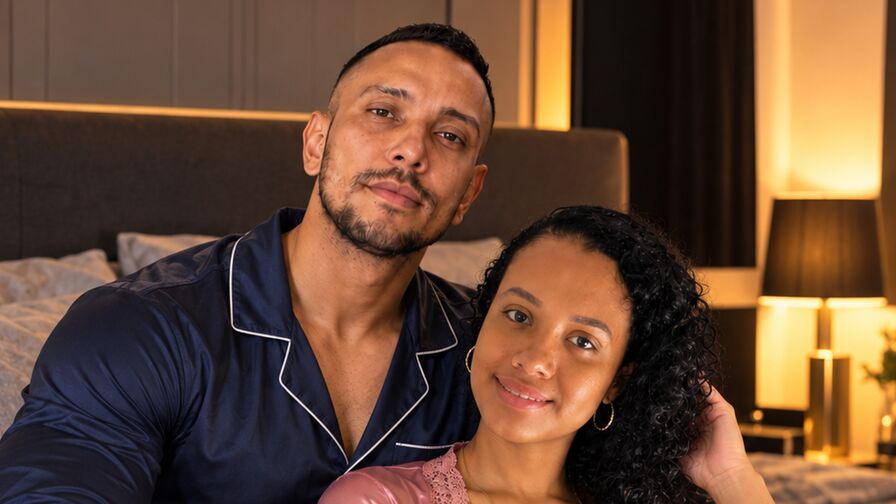 Watch CarolineAndRicky live on XXX Sex Lists