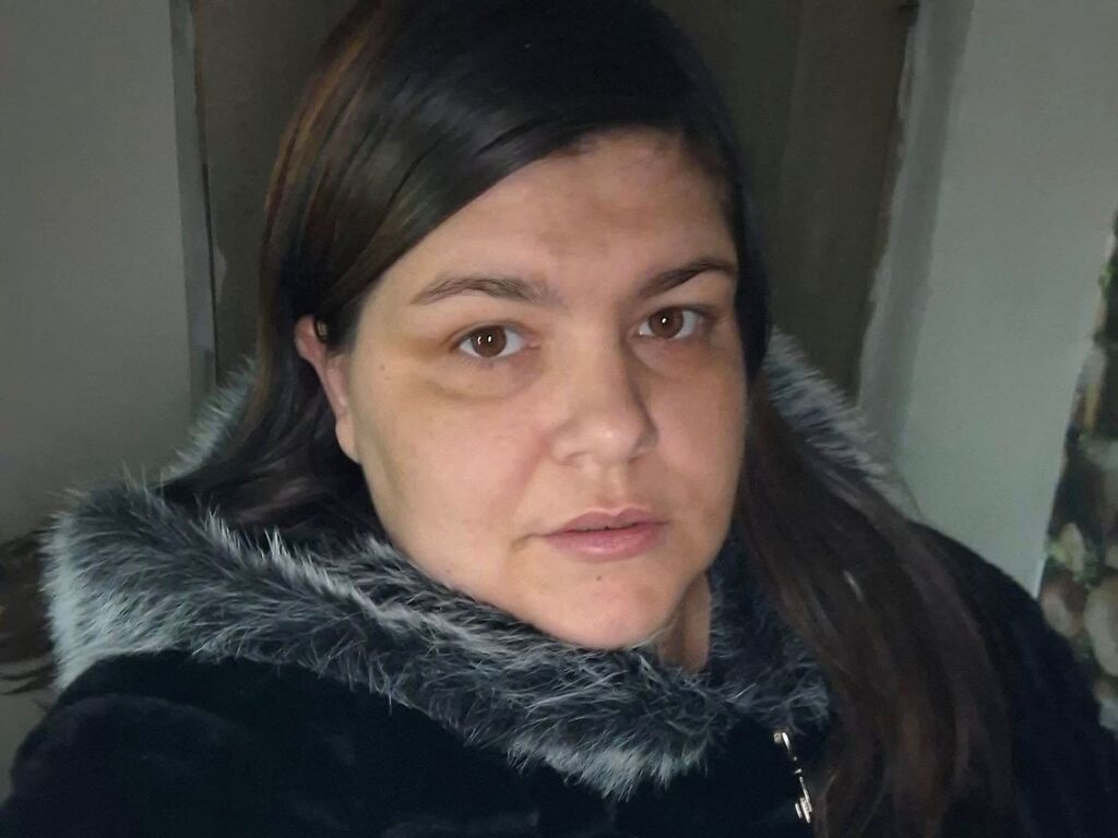 IonyEllaa webcam model profile image