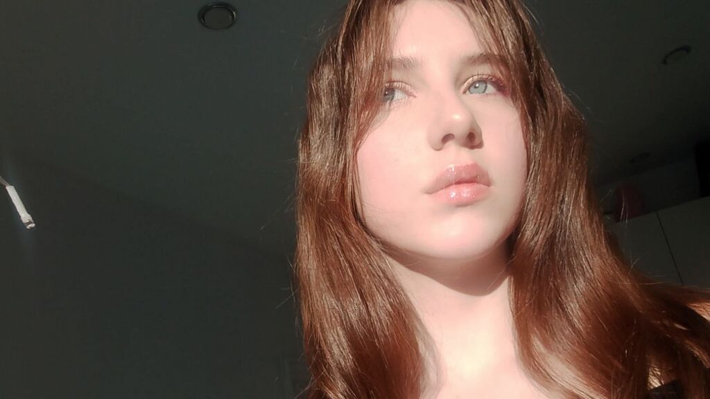 LynnaCarll's profile from Jasmin at GirlsOfJasmin'