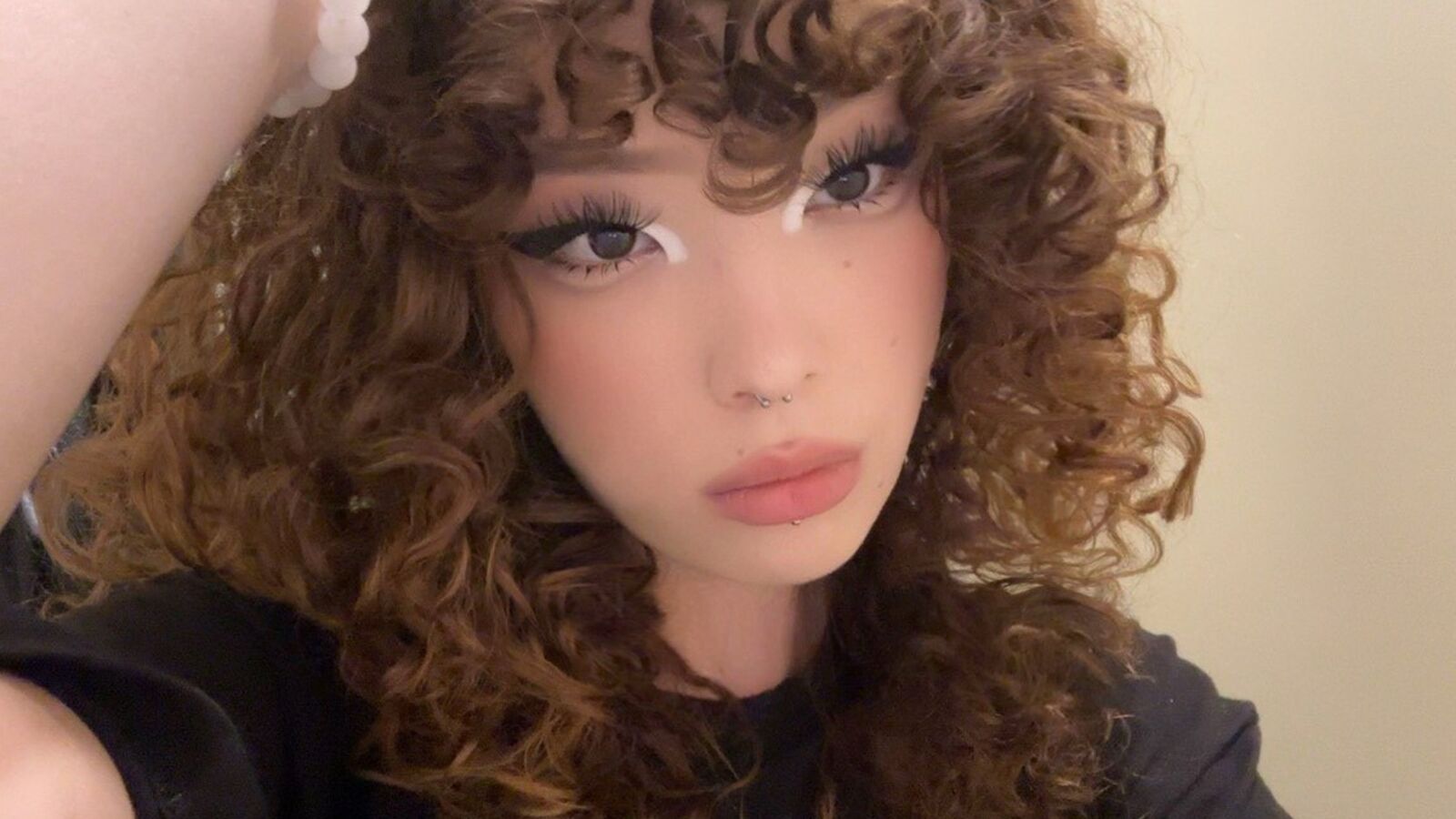 YangConnie glamour portrait